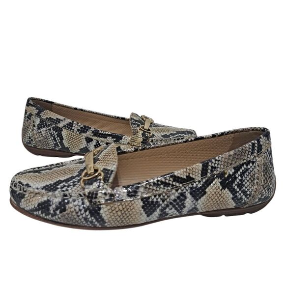 Geox Respira Phython Print Drive Moccasin Loafer Faux Leather Size 37 Biege/Mult - Picture 7 of 16